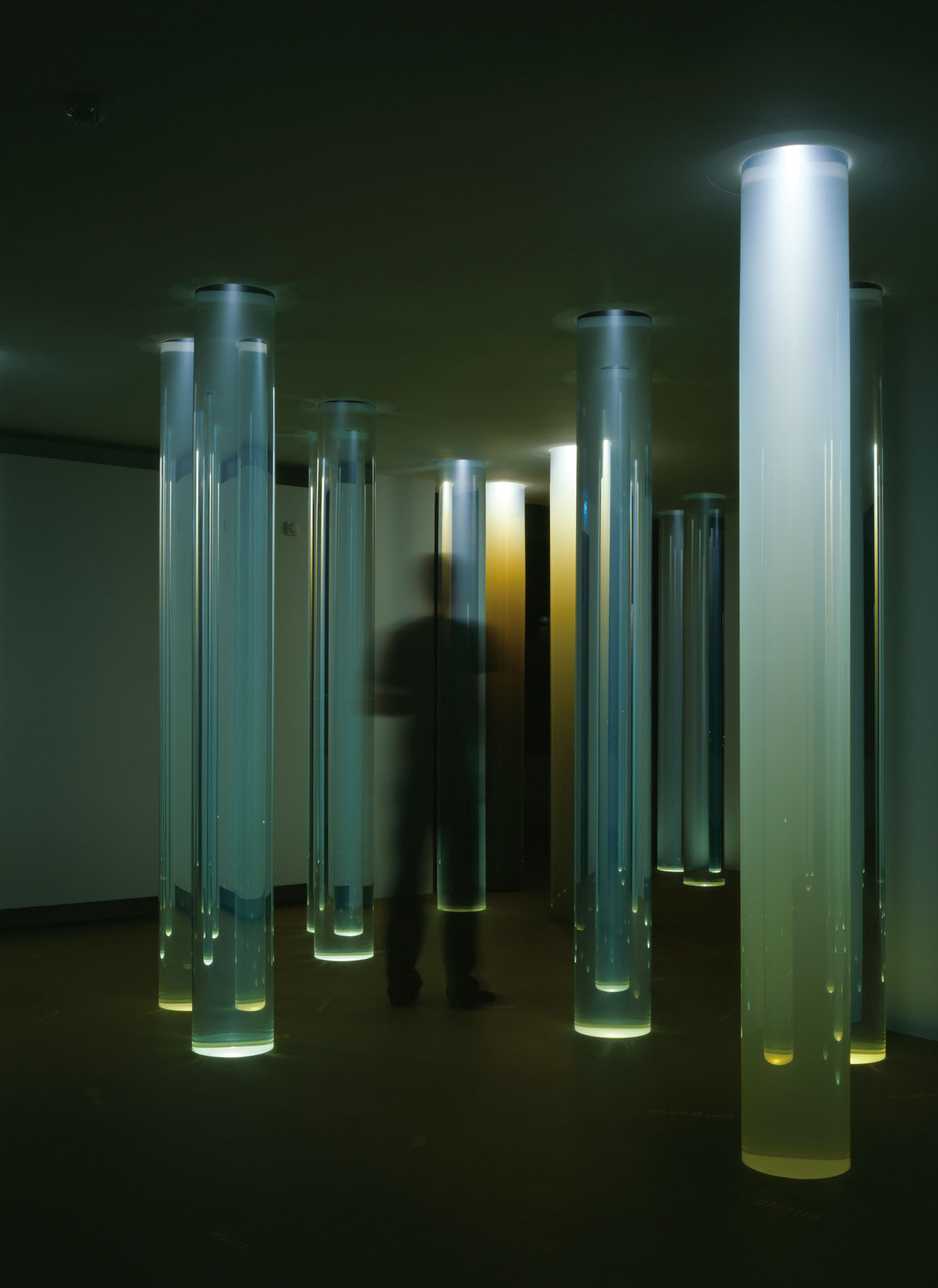 89_PF05_Hanna_Horn_VATNASAFNLIBRARY OF WATER_InstallView2