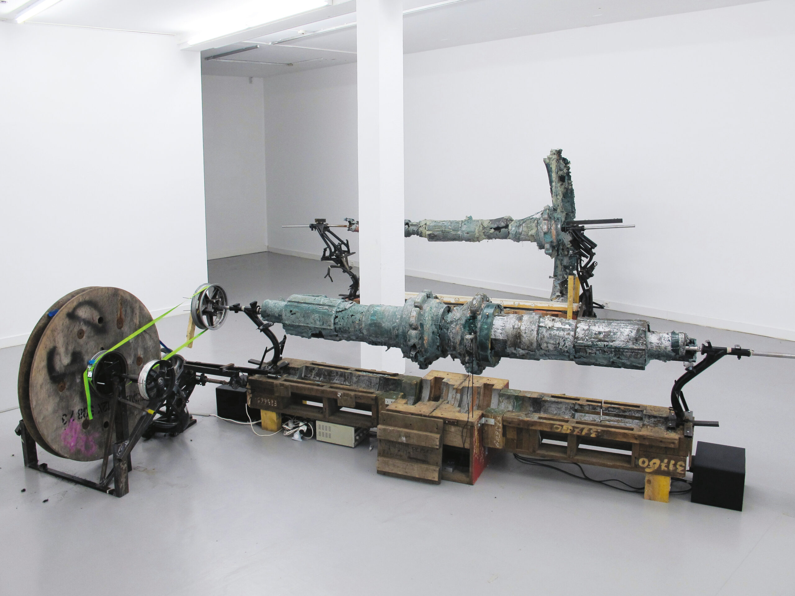 Thomas Teurlai, Jambes de bottes (Bootleg), 2013.