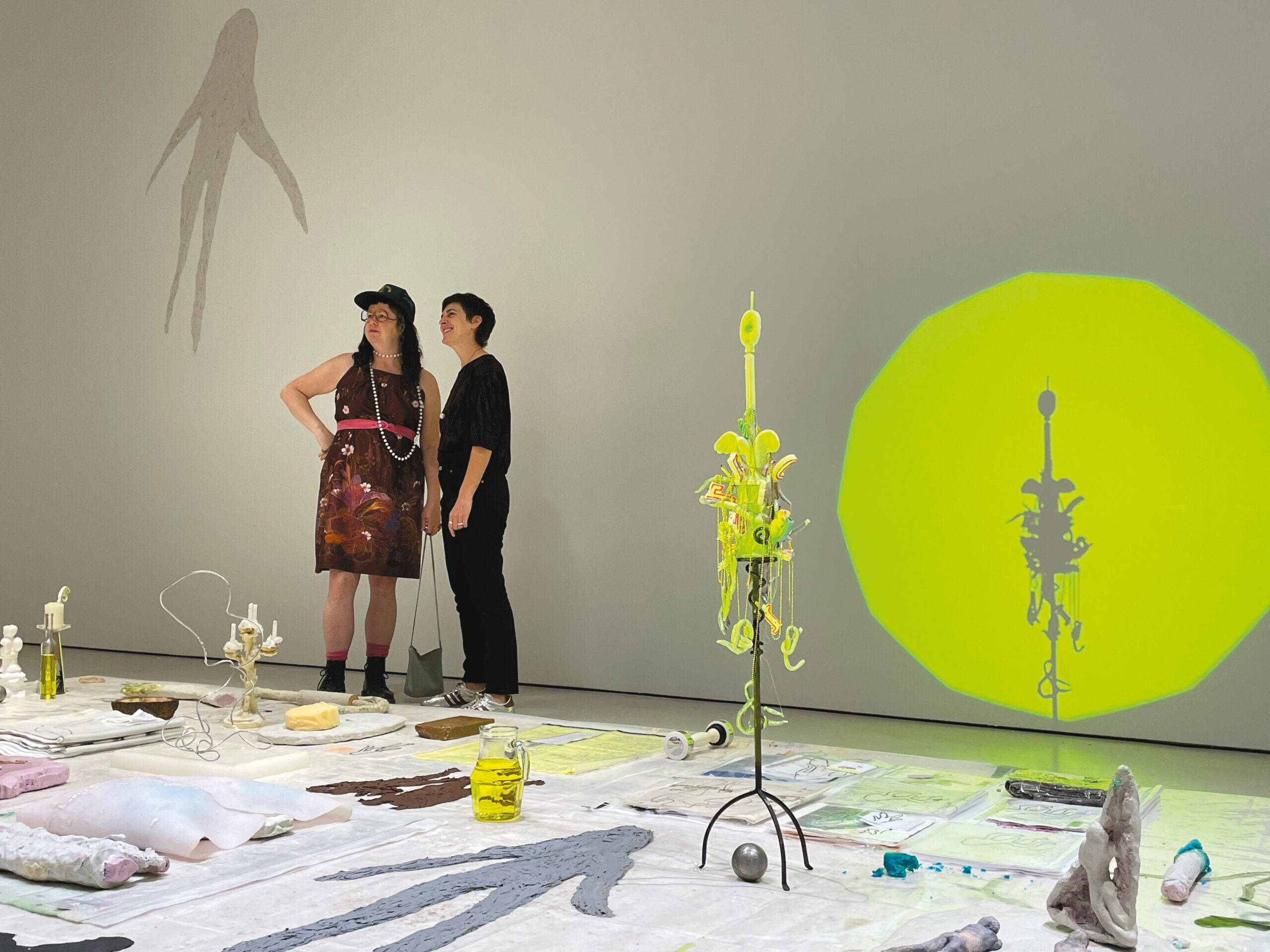 Geneviève Matthieu et Anne-Marie St-Jean Aubre au Musée d’art de Joliette, 2025.