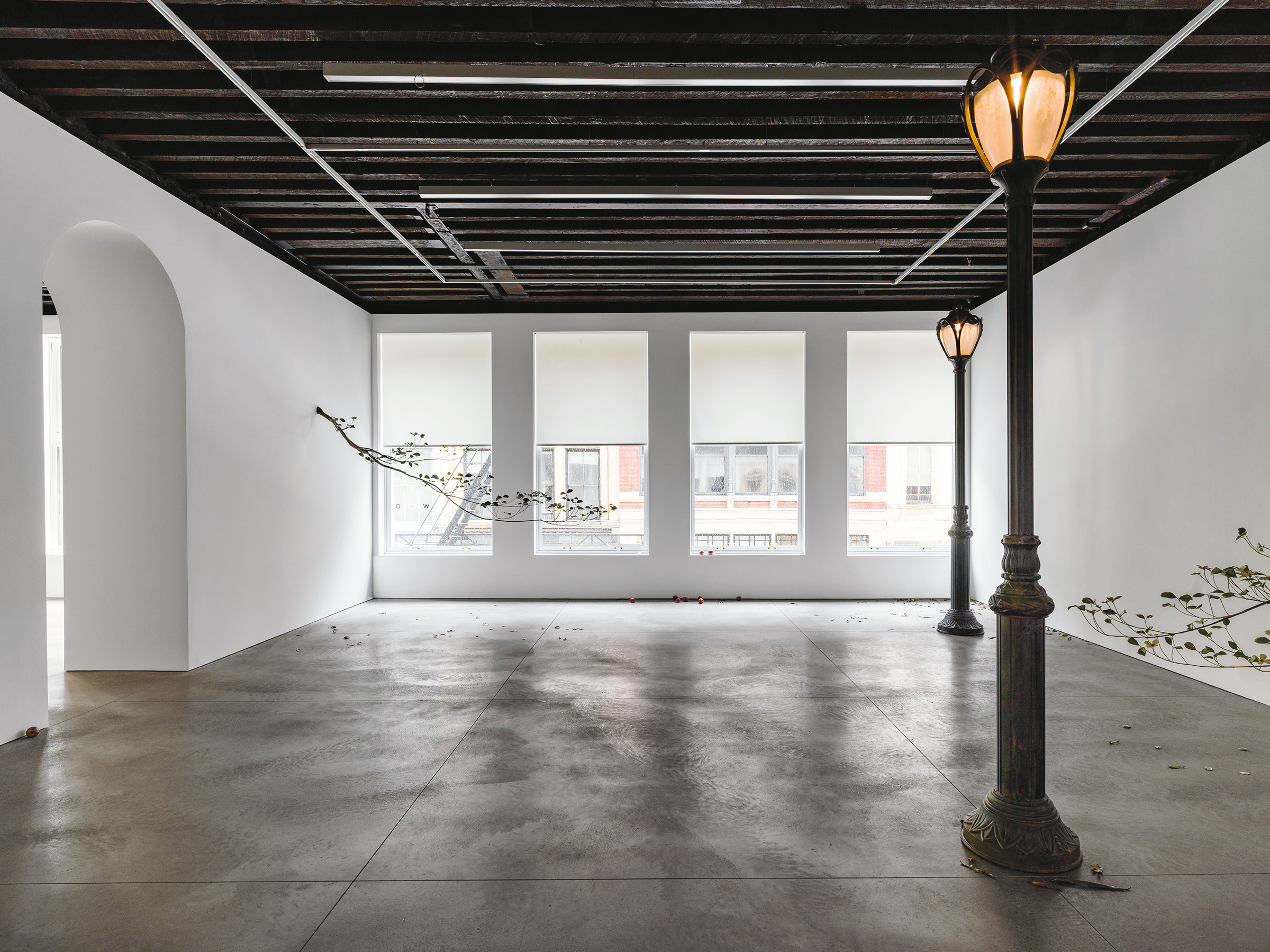 Álvaro Urbano Prelude, exhibition view, 2025.